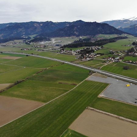 Ring Rast Camping Hotel Spielberg Bei Knittelfeld Eksteriør billede